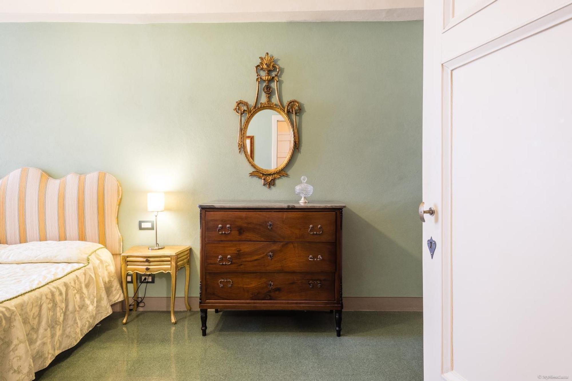 La Delizia Central Apartment لوكا المظهر الخارجي الصورة